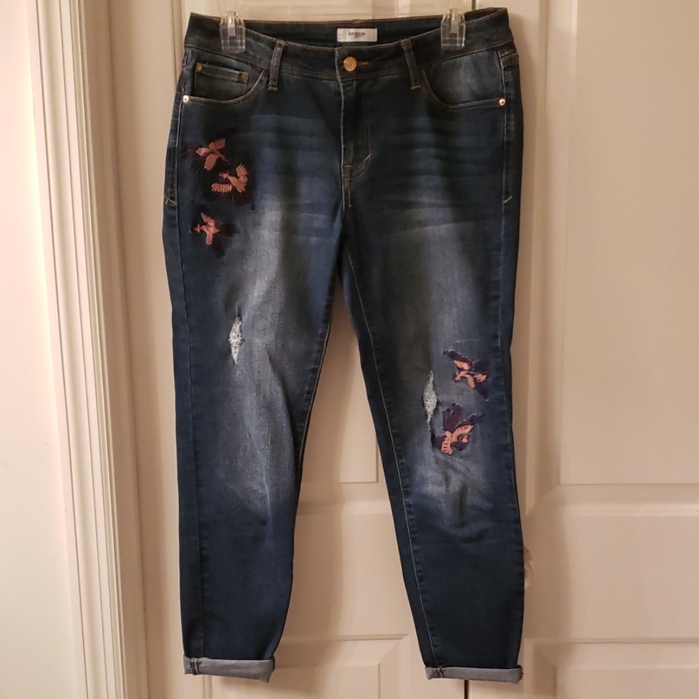 Kensie embroidered ankle jeans